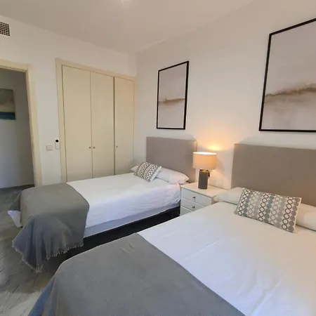 3b Brisa Del Mediterraneo En Mejor Playa Марбелья